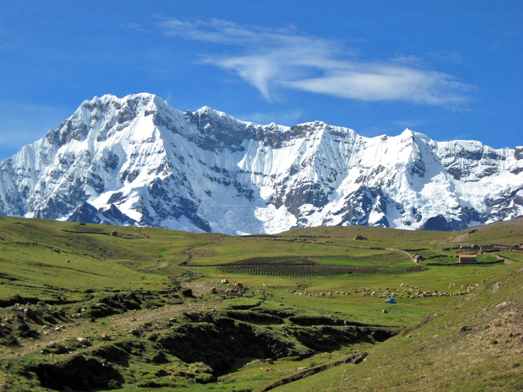 Apus: Sacred Mountains of the Andes, Peru things to see | Peruvian Sunrise